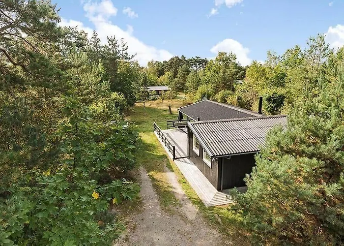 1571-aakirkeby-malurtvej-8 Сasa de vacaciones *